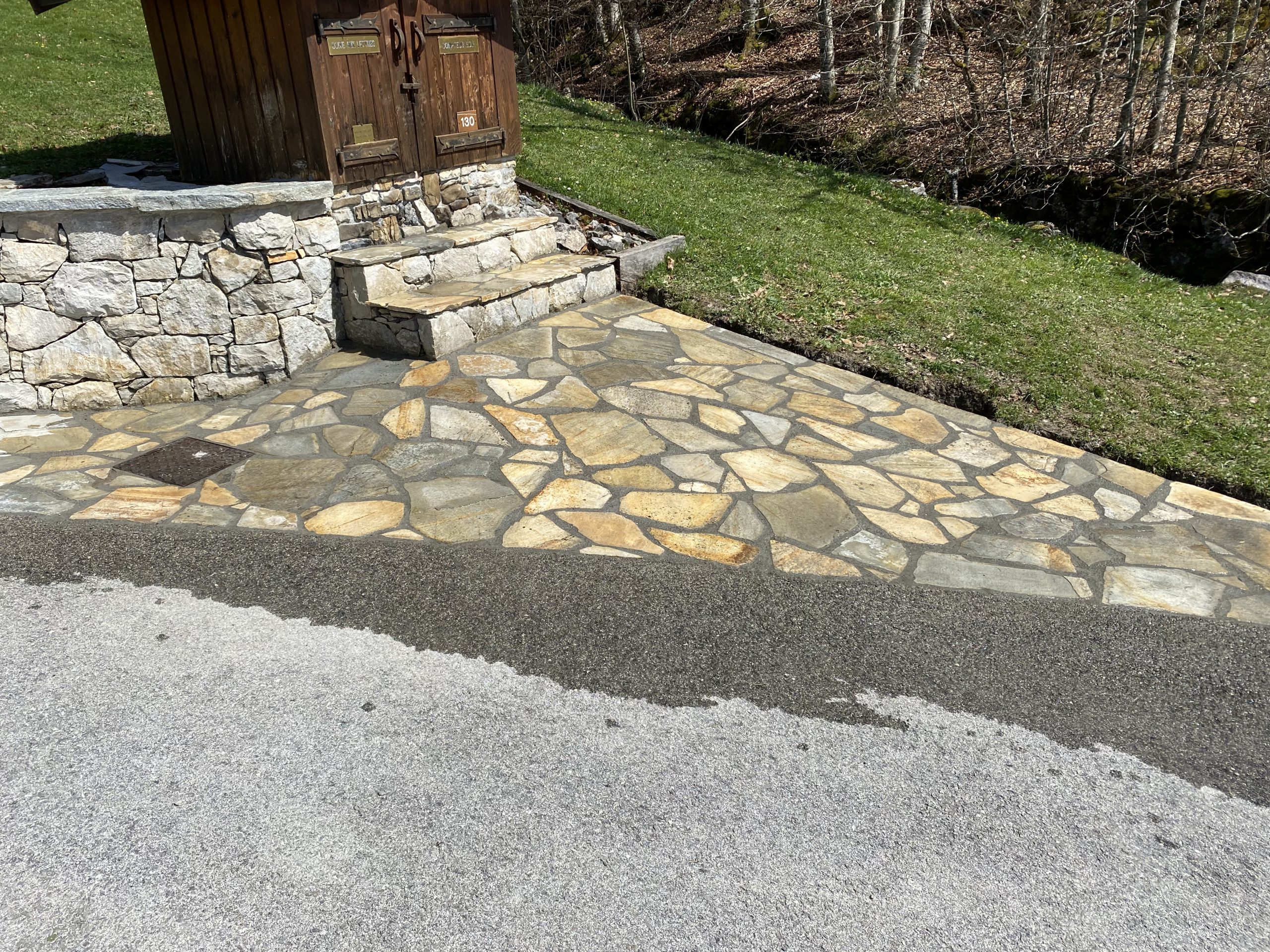 Pavés à Habère-Poche